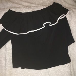 Long sleeve off the shoulder